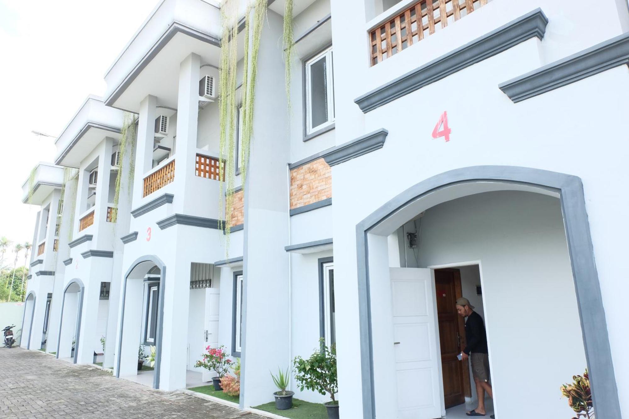 Kamojo Hotel Medan Exterior photo