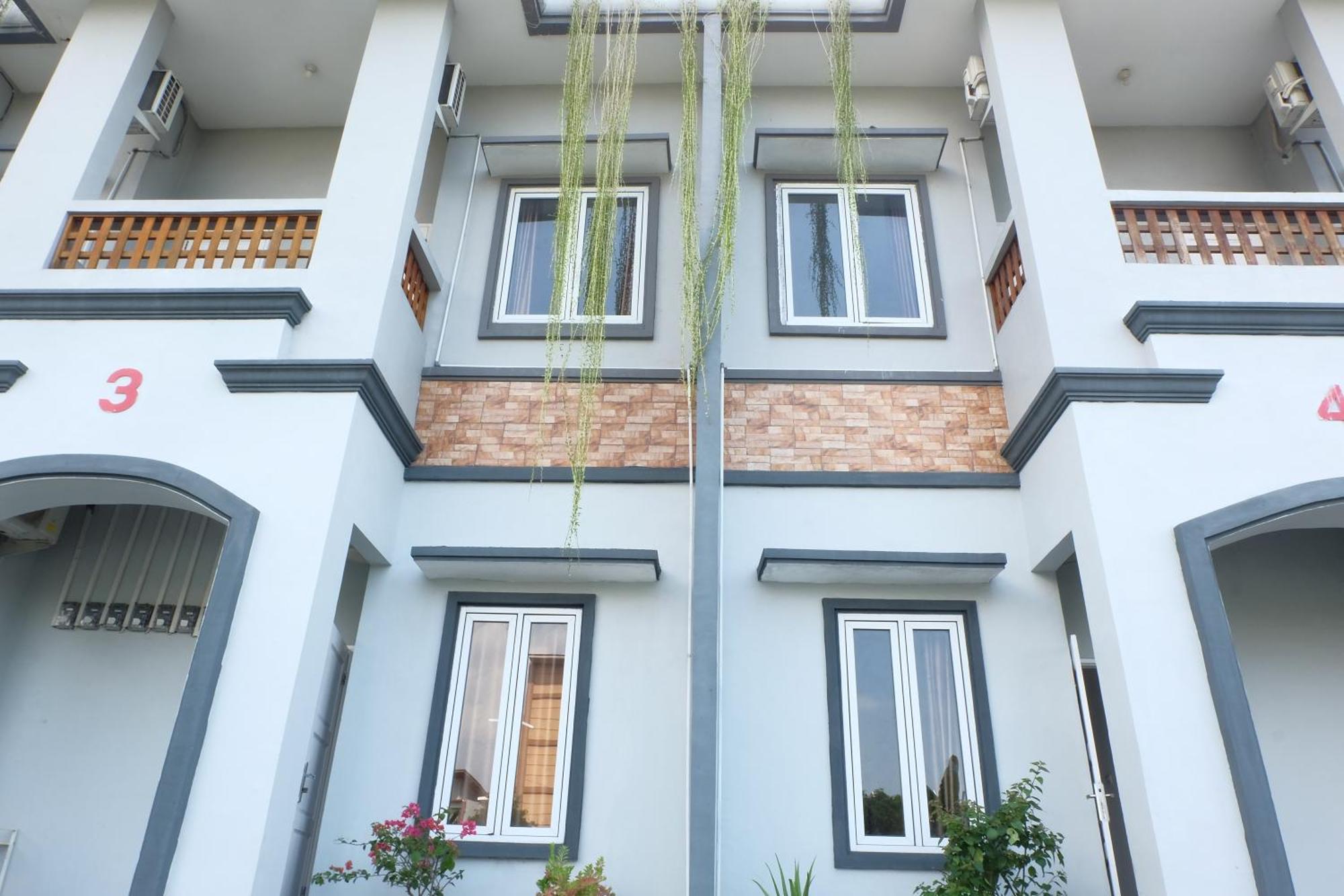 Kamojo Hotel Medan Exterior photo