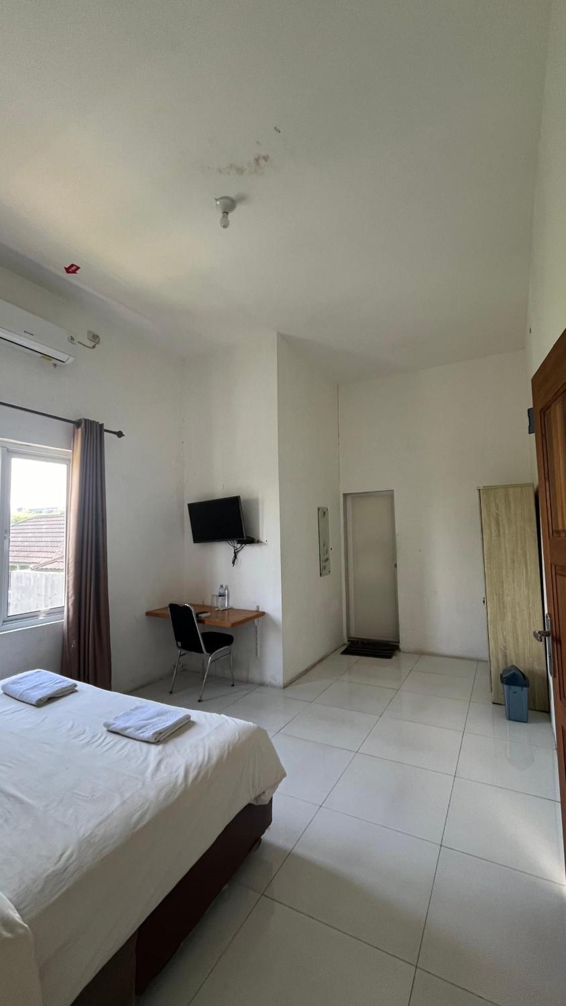 Kamojo Hotel Medan Exterior photo